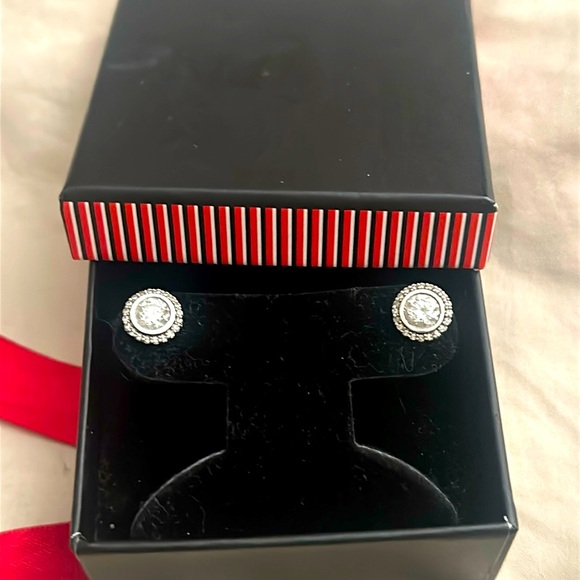 unbranded Jewelry - Diamond VS2-SI G-H Studs 14KWhite Gold Screw Backs GIA 1.73ct Solitaire Old Mine